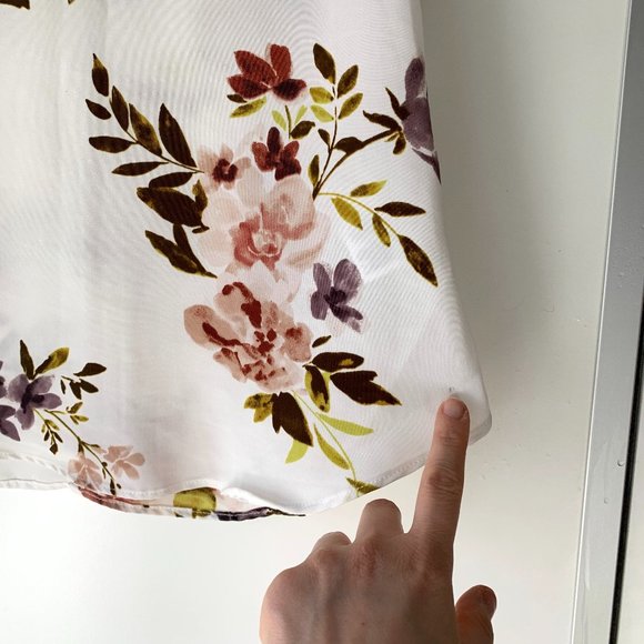 Dynamite Zipper Back Tank WHITE W/PINK FLORAL - Picture 11 of 12